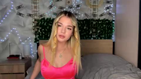 Karina online show from 04/28/26, 11:26