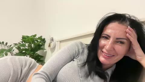 Karina online show from 12/15/24, 08:25