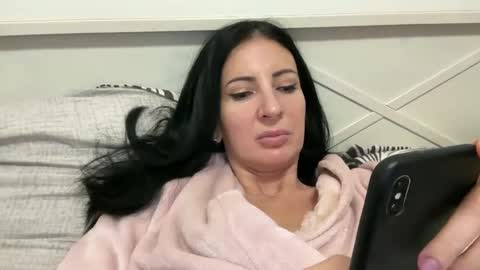 Karina online show from 01/01/25, 05:00