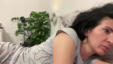 Karina online show from 01/11/25, 03:34