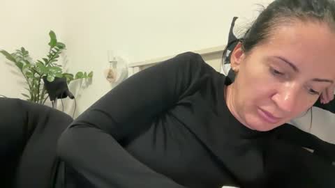 Karina online show from 02/01/26, 03:54