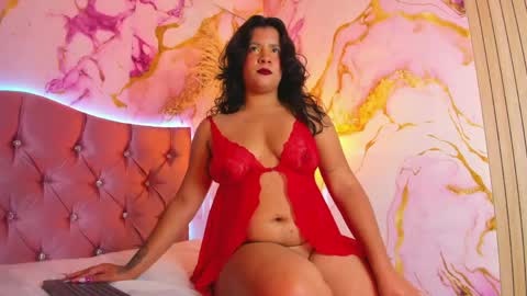 Snapshot of karinajtorress chatting on 05/15/26, 11:01 KARINA online show from 05/15/26, 11:01