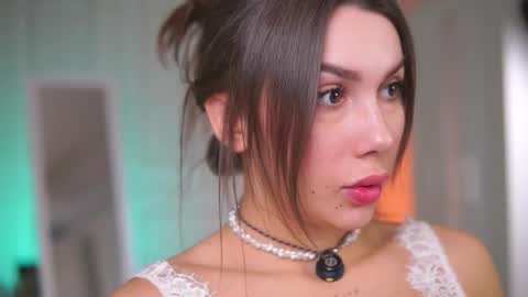 Karina online show from 12/21/25, 09:38