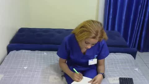 Snapshot of karinda_d chatting on 06/11/26, 04:43 karinda_d online show from 06/11/26, 04:43