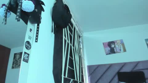 Snapshot of karinna__raven chatting on 02/13/26, 09:44 KARINNA RAVEN online show from 02/13/26, 09:44