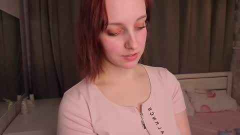 Snapshot of karissahintze chatting on 02/02/26, 03:33 Grace online show from 02/02/26, 03:33