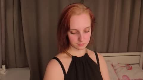 Snapshot of karissahintze chatting on 02/03/26, 04:23 Grace online show from 02/03/26, 04:23