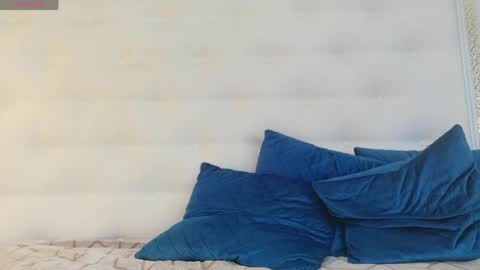 KARISSIA online show from 04/06/26, 04:46