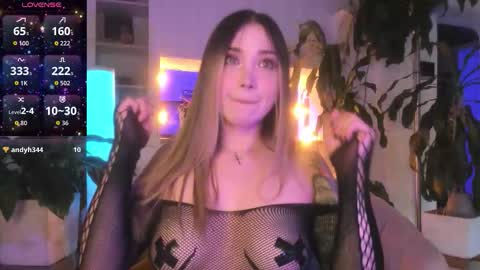 Snapshot of karla_bae chatting on 09/19/25, 09:04 Karla online show from 09/19/25, 09:04