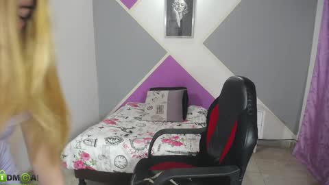 Karla online show from 12/21/24, 02:04