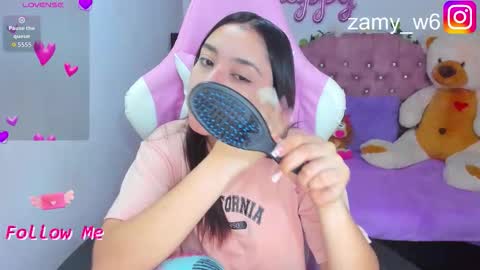 Snapshot of karla_cutee1 chatting on 01/06/26, 04:21 karla online show from 01/06/26, 04:21