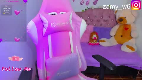 Snapshot of karla_cutee1 chatting on 02/25/26, 04:11 karla online show from 02/25/26, 04:11