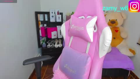 Snapshot of karla_cutee1 chatting on 04/20/26, 04:59 karla online show from 04/20/26, 04:59