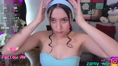 Snapshot of karla_cutee1 chatting on 07/11/26, 05:43 karla online show from 07/11/26, 05:43
