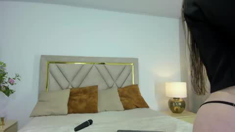 karla_queen7 online show from 06/07/26, 11:58