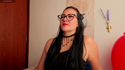 Snapshot of karla_valk1 chatting on 07/15/26, 04:45 karla online show from 07/15/26, 04:45