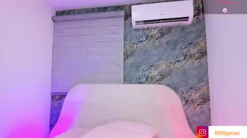 Snapshot of karla_wonderful chatting on 11/19/25, 07:47 karolina online show from 11/19/25, 07:47