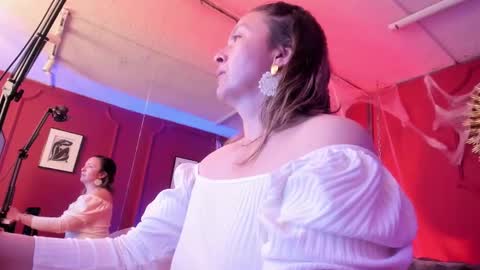 carla  online show from 10/30/25, 03:41