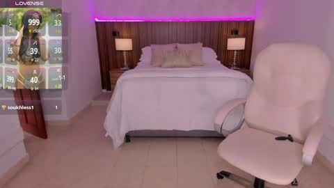 Snapshot of karlaa_james chatting on 06/09/26, 11:11 Karlaa online show from 06/09/26, 11:11