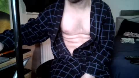 Snapshot of karlc86 chatting on 06/14/26, 01:47 karlc86 online show from 06/14/26, 01:47