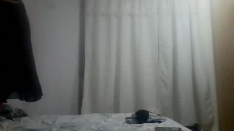 karlhats2023 online show from 02/02/25, 02:06