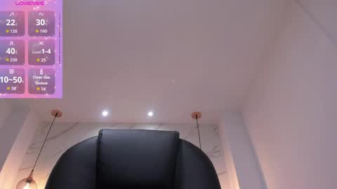 karliie kloss   online show from 05/15/26, 05:14
