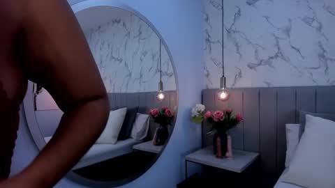 karlla_brown online show from 09/10/25, 12:49