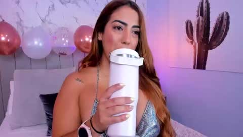 karlla_brown online show from 10/22/25, 01:44