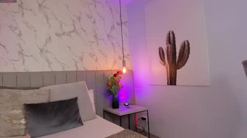 Snapshot of karlla_brown chatting on 03/19/26, 01:37 karlla_brown online show from 03/19/26, 01:37