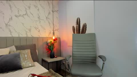 Snapshot of karlla_brown chatting on 03/29/26, 11:43 karlla_brown online show from 03/29/26, 11:43