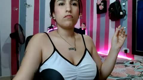 Snapshot of karly_lovex_ chatting on 06/15/26, 03:14 karly_lovex_ online show from 06/15/26, 03:14