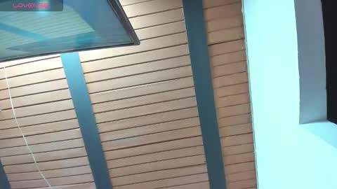 Karly Moonns online show from 11/18/25, 02:54