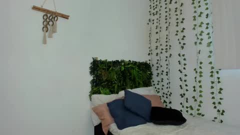 Karlye online show from 02/11/25, 11:32