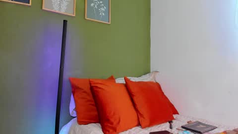 Karlye online show from 05/18/26, 11:49
