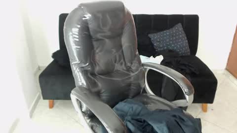 KARLYE online show from 12/22/24, 07:44