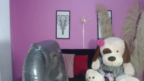 KARLYE online show from 10/30/25, 02:02