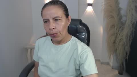 KARLYE online show from 12/20/25, 01:45