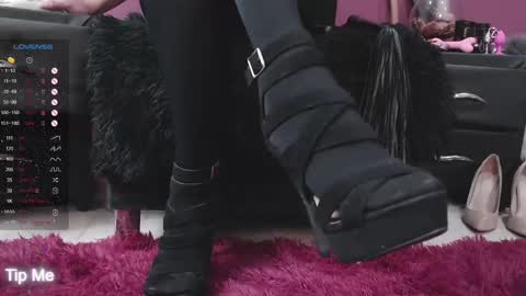  Karly  online show from 02/19/25, 11:17