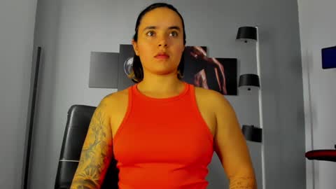 Snapshot of karlyjons_ chatting on 12/03/24, 02:49   online show from 12/03/24, 02:49