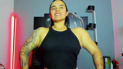 Snapshot of karlyjons_ chatting on 02/22/25, 11:35   online show from 02/22/25, 11:35