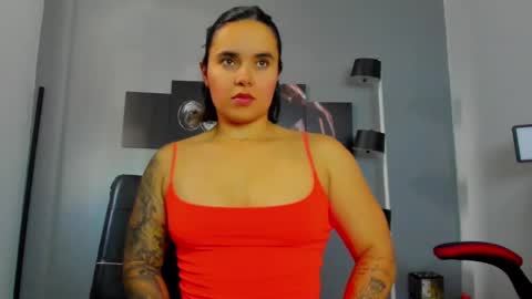 Snapshot of karlyjons_ chatting on 03/04/25, 04:20   online show from 03/04/25, 04:20