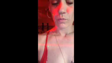 Snapshot of karlykox chatting on 04/02/26, 06:22 Karlykox online show from 04/02/26, 06:22