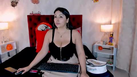 Karly Print online show from 10/29/25, 01:02