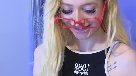 Julia online show from 03/20/26, 01:05