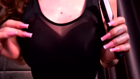 Snapshot of karmafoxx chatting on 03/25/26, 04:07 karmafoxx online show from 03/25/26, 04:07