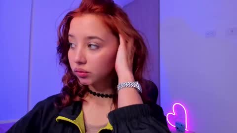 Snapshot of karodu chatting on 12/18/24, 04:53 Karo online show from 12/18/24, 04:53