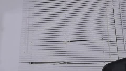 Snapshot of karodu chatting on 02/28/25, 01:15 Karo online show from 02/28/25, 01:15