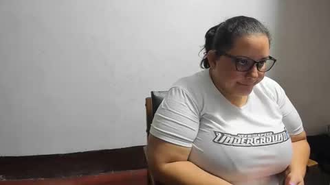 Snapshot of karol103900 chatting on 04/24/26, 07:38 Karol online show from 04/24/26, 07:38