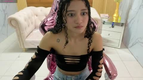 karol1_s online show from 06/04/26, 03:01
