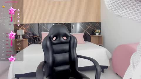 karol_cortes online show from 01/14/26, 07:08